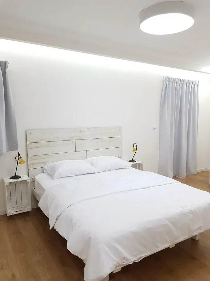 Leo Apartment By The Sea אילת