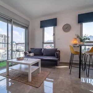 Port - German Colony Luxurious 2 Bdrms - Mamad דירה חיפה
